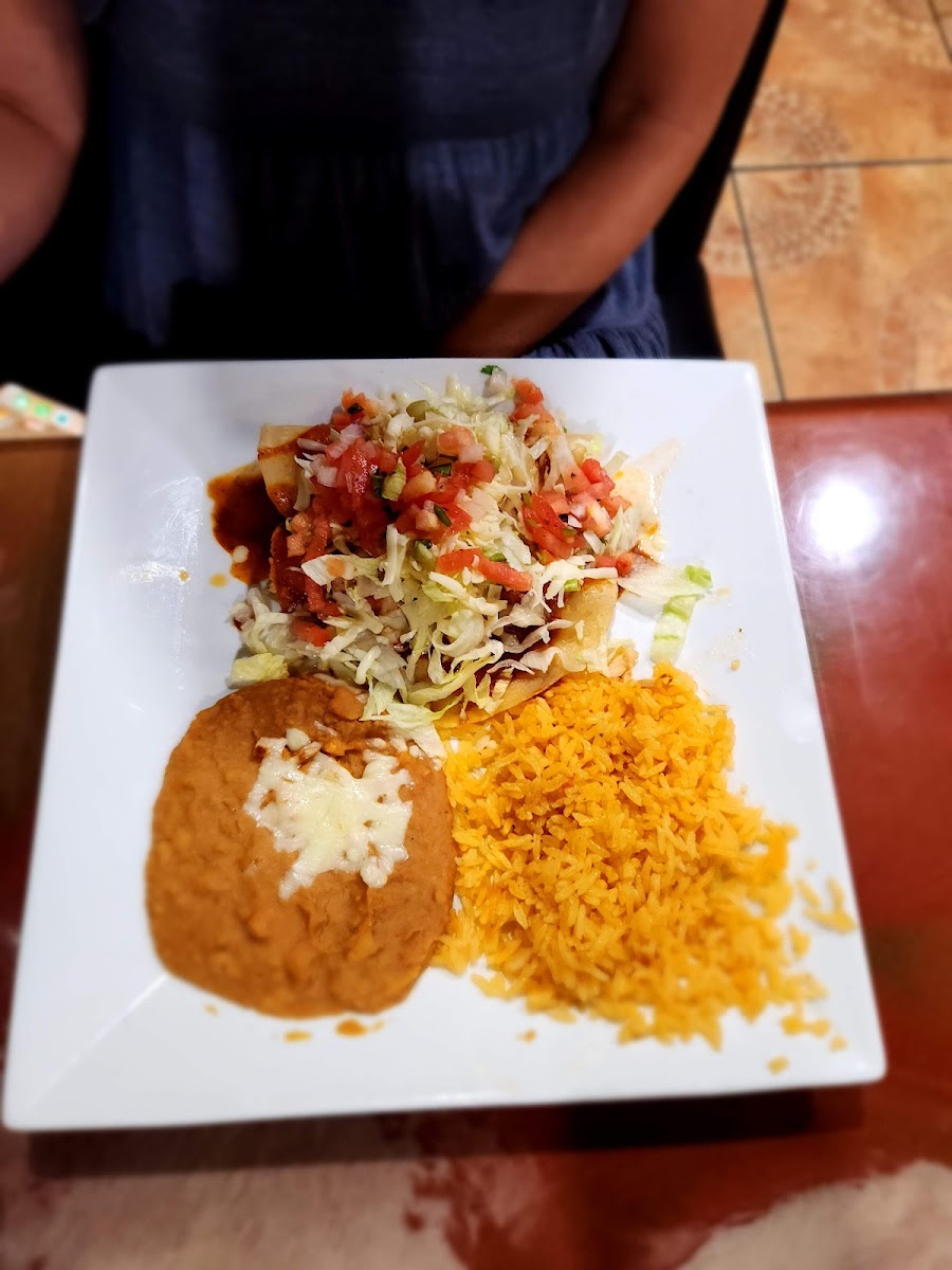 Plaza Azteca Mexican Restaurant · Obx-5